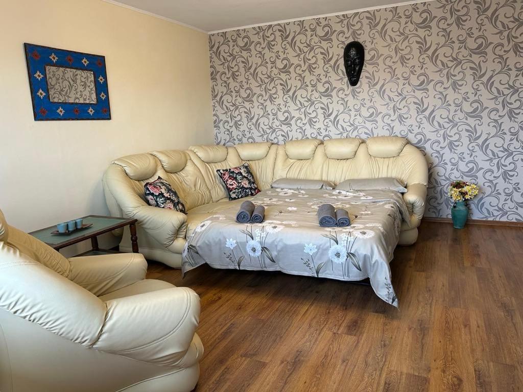 Harmony Luisa Apartment #Enjoy#Otopeni# Zewnętrze zdjęcie